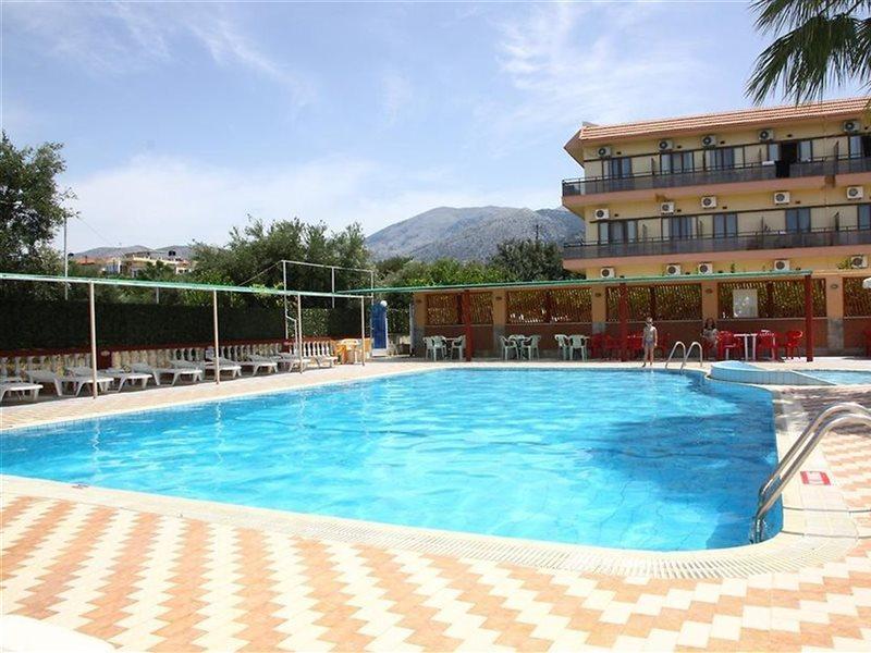 Triton Garden Hotel Malia Extérieur photo